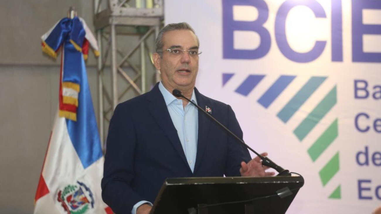 Abinader asegura próximo año RD recuperará totalmente economía imagen