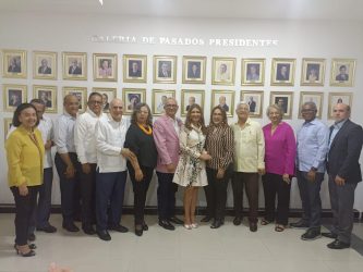 SANTIAGO: Abren sala ex presidentes Sociedad de Pediatría
