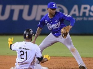 Aguilas derrotan al Licey; Toros y Leones dominan en beisbol de RD