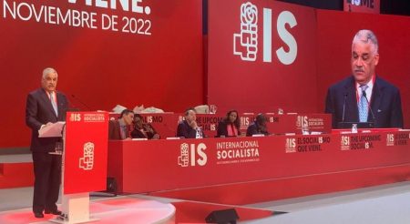Eligen Miguel Vargas, presidente honor de Internacional Socialista Eligen Miguel Vargas, presidente honor de Internacional Socialista