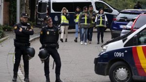 España aumenta seguridad tras detección cartas con explosivo