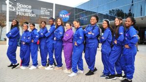 Niñas dominicanas del Programa “Ella es Astronauta” ya están en la NASA