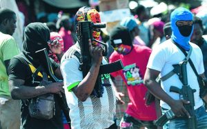 HAITÍ: Las bandas cometen actos de guerra, denuncia Ariel Henry