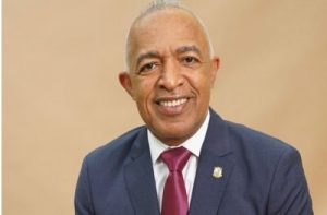 Diputado Santana anuncia pre candidatura a alcalde de SDE Diputado Santana anuncia pre candidatura a alcalde de SDE