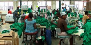 Unos 57 mil empleados textiles haitianos recibirán asistencia