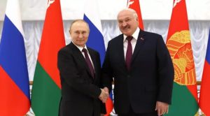 Rusia está abierta al diálogo, dice Lukashenko tras hablar con Putin