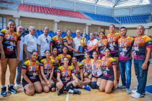 La Vega y Santiago ganan Copa del Voleibol del Cibao