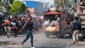 Transporte en Puerto Príncipe cae en crisis por accionar de pandillas