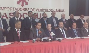 Importadores vehículos piden Gobierno flexibilice norma pago