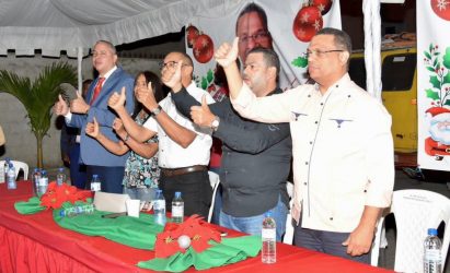 Dice a jóvenes hay que darle oportunidad en tomas decisiones