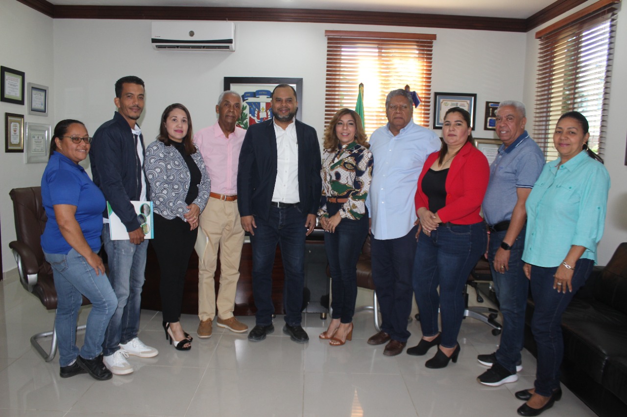 JARABACOA: Planean ejecutar plan contra los desechos sólidos imagen