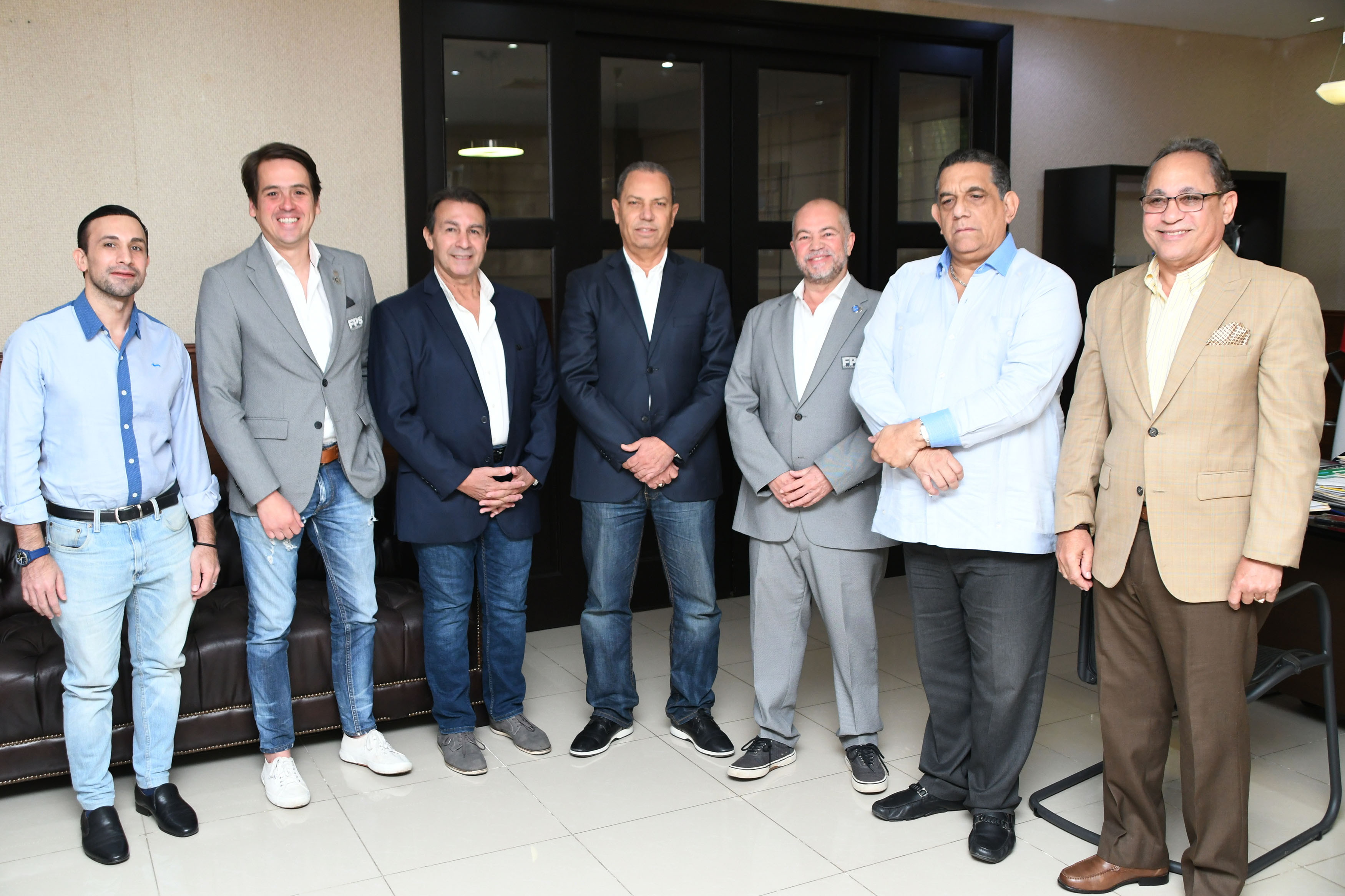 Buscan fortalecer el deporte de squash en República Dominicana imagen