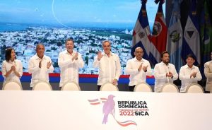 Abinader pide fortalecer los entes regionales; inaugura cumbre SICA