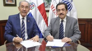 Firman acuerdo para promover colaboración UASD y universidad de Italia