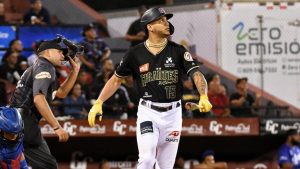 Sirí y Ozuna conducen Gigantes a semifinal; Aguilas y Leones ganan