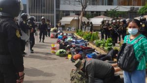 PERU: 200 detenidos tras irrumpir Policía Universidad San Marcos