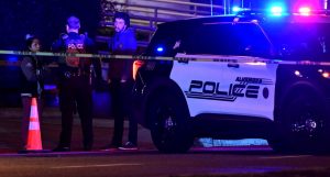 LOS ANGELES: Tiroteo deja al menos 10 muertos y diez heridos