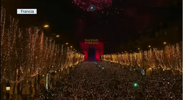 Masivas celebraciones marcan el fin de año en mayoría de países imagen