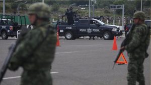 MEXICO: Dos muertos, 18 heridos tras captura de un hijo del Chapo