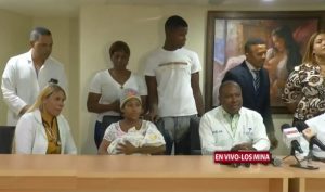 Recién nacida robada en Los Mina ya está en su casa con familiares