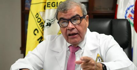 Colegio Médico denuncia Salud Pública oculta datos sobre cólera