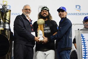 Jorge Alfaro escogido Jugador Más Valioso de final dominicana