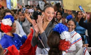 Dominicana Andreína Martínez expresa su «orgullo» tras Miss Universo