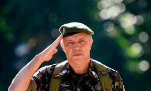 BRASIL: Presidente Lula destituye comandante del Ejército de Tierra