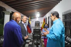 VENEZUELA: Maduro recibe a Zapatero para diálogo oposición