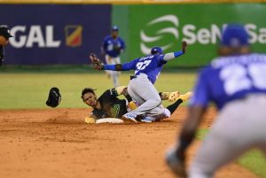 Licey derrota a Estrellas y empata la serie final beisbol dominicano