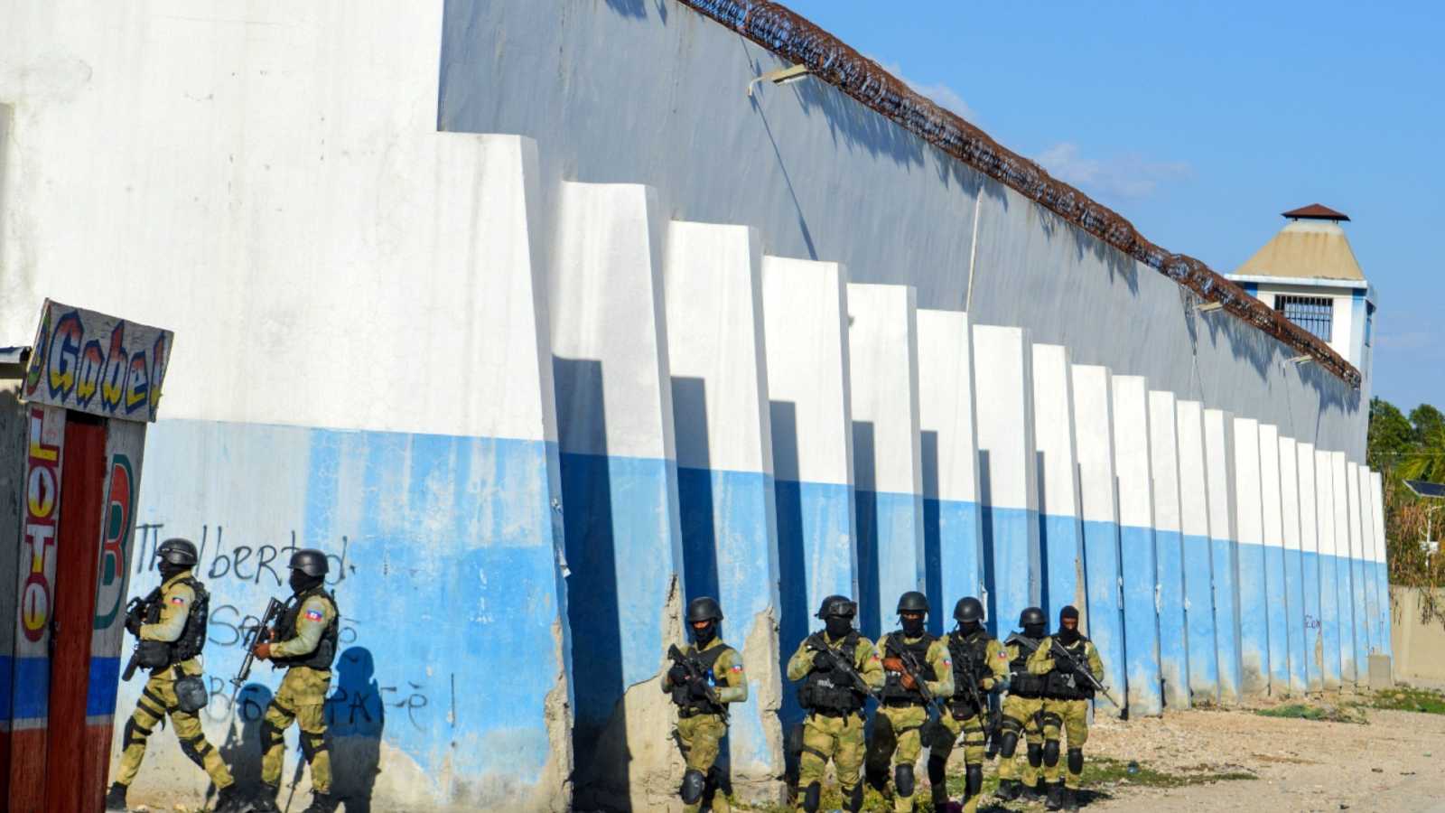 Una fuga carcelaria deja 14 muertos y varios heridos en Haití imagen