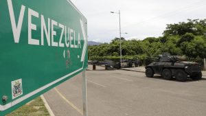 Venezuela y Colombia restauran frontera con inauguración puente