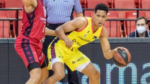 Dominicano Tyson Pérez es cedido al Betis en baloncesto de España