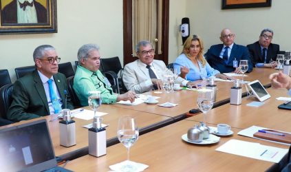 Gobierno y CMD acuerdan extender tregua y seguir diálogo