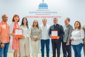 SFM: Gobierno entrega RD$80 MM para construir hospitales