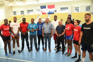 Gimnasia y balonmano preparan para JJCC de El Salvador 2023