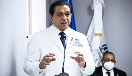 OPS reconoce a Dominicana por liderazgo en el sector Salud Pública