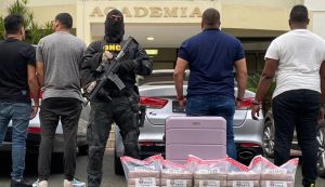Ocupan 30 paquetes de cocaína en apartamento ensanche Piantini