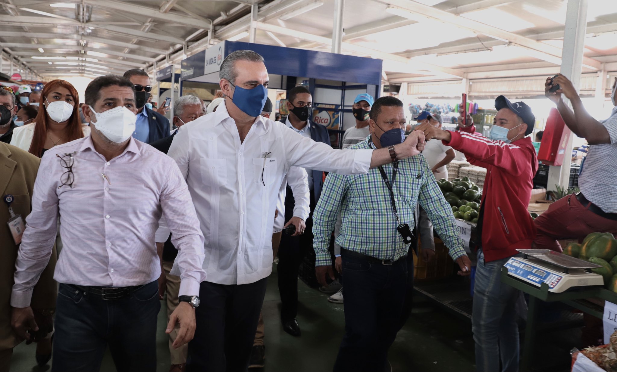 Gobierno paga 822 millones a los productores afectados por Fiona imagen