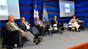 Pichardo presenta obra “El desplazamiento del poder global: hacia un nuevo orden” Pichardo presenta obra “El desplazamiento del poder global: hacia un nuevo orden”