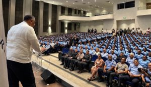 500 nuevos agentes reforzarán la Policía Escolar en R. Dominicana
