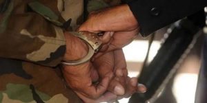 Arrestan cinco militares y nueve civiles por tráfico de inmigrantes