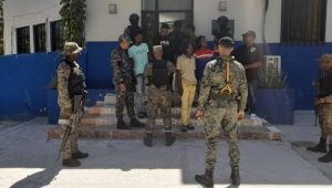 Detienen en Dominicana a uno por la muerte de seis policías en Haití