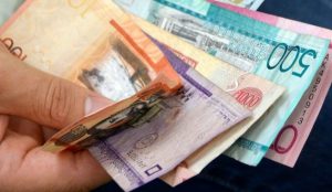 Pobreza monetaria en RD bajó 2.1 puntos en 2022, hasta el 21.8 %