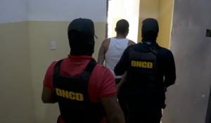 Apresan en Azua dominicano vinculado a decomiso cocaína en España