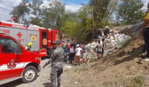 Dos muertos y varios heridos en accidente carretera LV-Jarabacoa