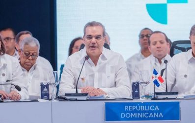 Abinader insta a reforzar puntos en común de Iberoamérica