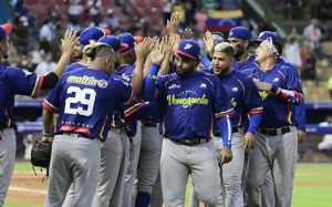 Venezuela por asegurar pase en Clásico beisbolero