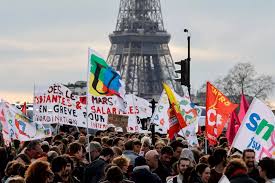 FRANCIA: Al menos 122 detenidos en manifestación contra la reforma
