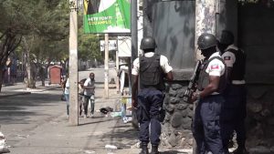 HAITI: Desplegarán unidades de Policia para proteger las escuelas